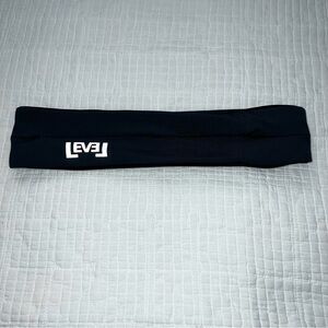 Flipbelt Dark Grey Running Belt Size Medium
Like new condition